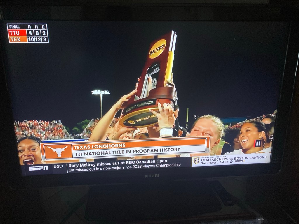 A Postcard – WCWS (Women’s College World&nbsp;Series)